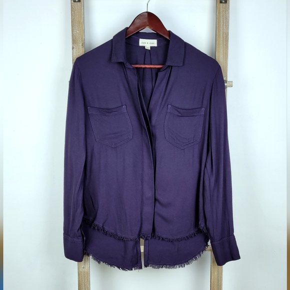 XS/S ANTHROPOLOGIE Raw Hem Button-down Navy Shirt by Cloth and Stone - Picture 3 of 5